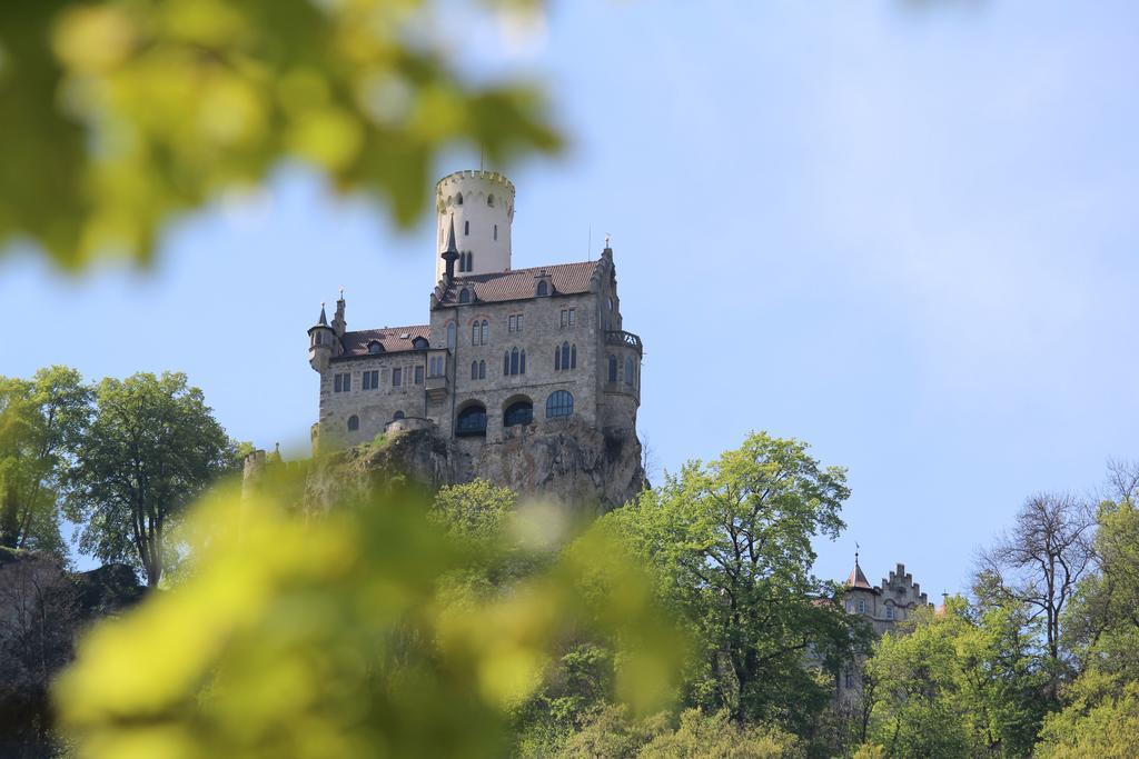 Forellenhof Roessle Hotel & Restaurant Lichtenstein  Экстерьер фото